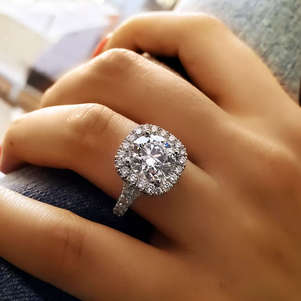 Jewelryhaven720™ 925 Sterling Silver Moissanite Ring with Lab-Created Diamonds in White Gold. A Wonderful Gift
